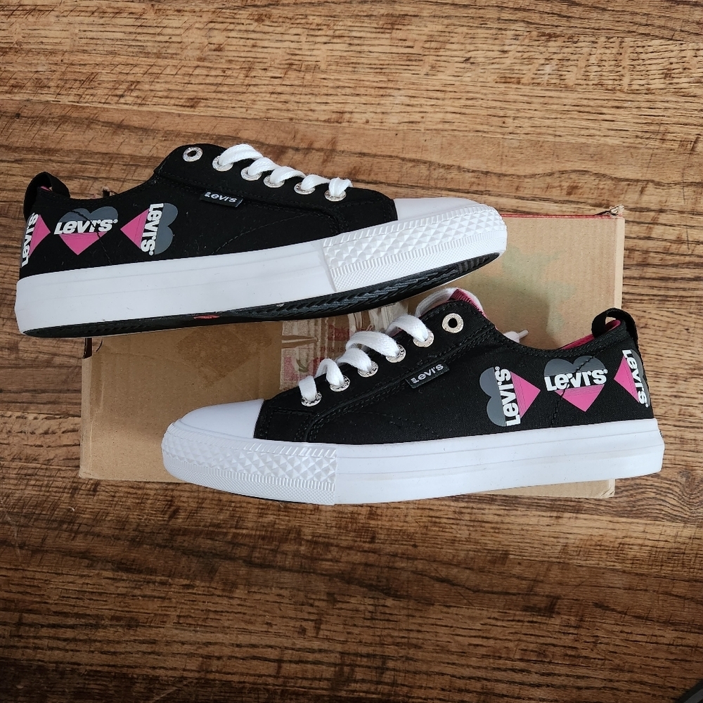 Levi's Womens Shoes